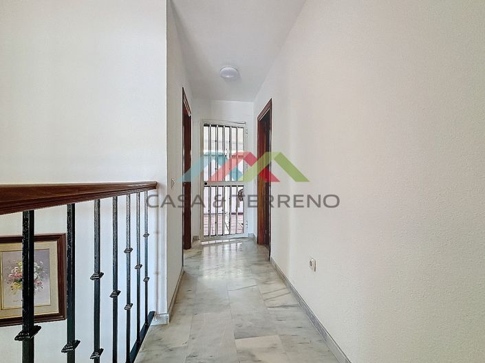 Image No.17-3 Bed Villa for sale