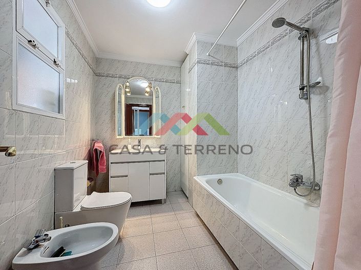 Image No.29-3 Bed Villa for sale