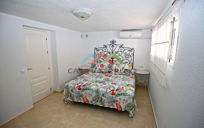 Image No.15-3 Bed Villa for sale