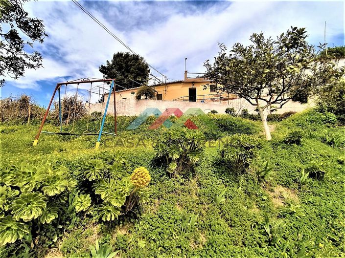 Image No.10-4 Bed Villa for sale