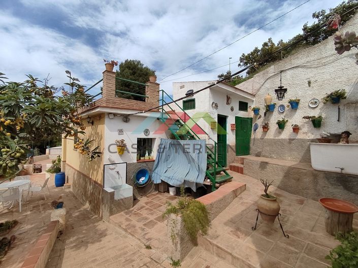 Image No.4-4 Bed Villa for sale