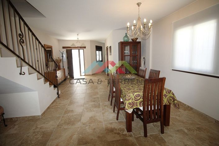 Image No.8-3 Bed Villa for sale