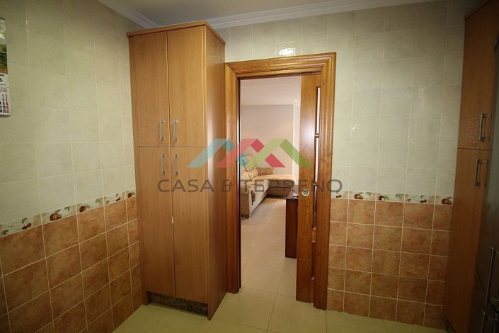 Image No.11-4 Bed Townhouse for sale