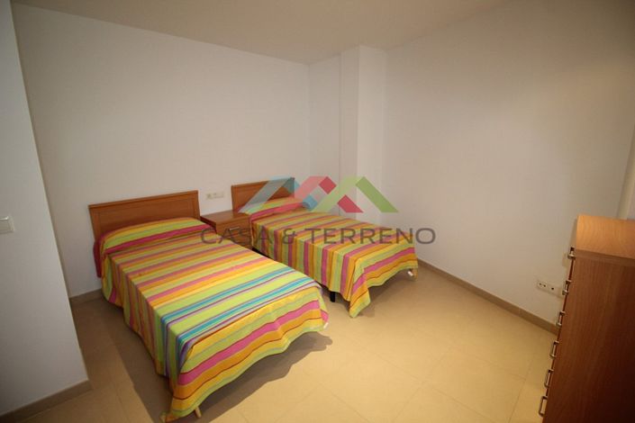 Image No.13-4 Bed Townhouse for sale