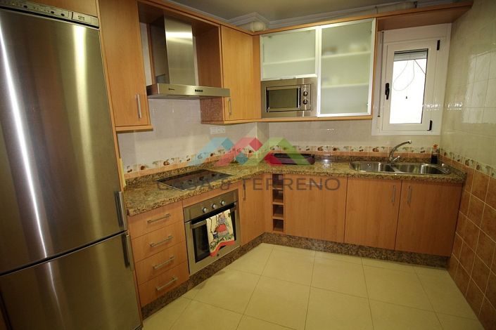Image No.8-4 Bed Townhouse for sale