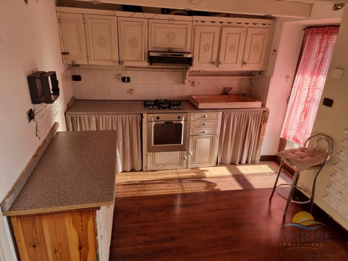 Image No.2-1 Bed Townhouse for sale