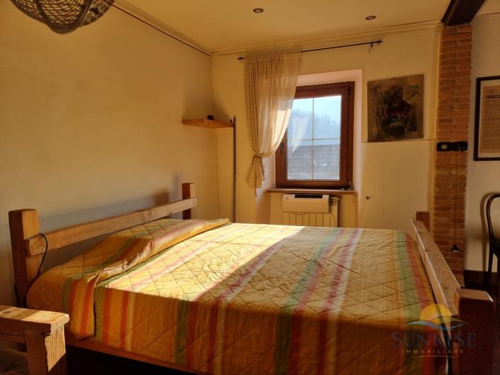 Image No.17-1 Bed Townhouse for sale