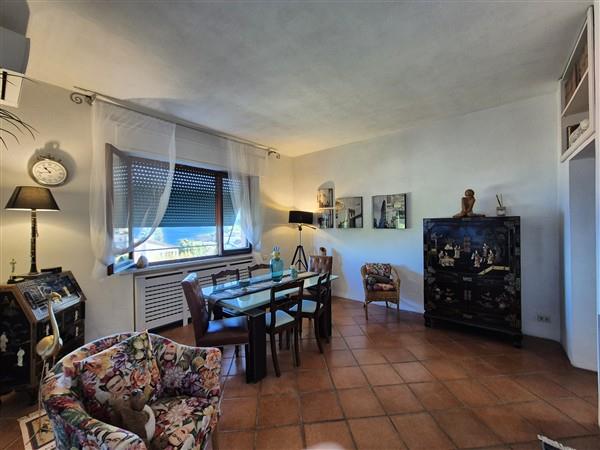 Image No.6-3 Bed Villa / Detached for sale