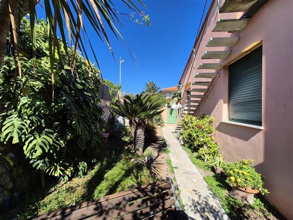 Image No.28-3 Bed Villa / Detached for sale