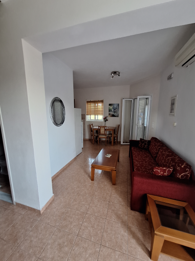 Image No.4-2 Bed Maisonette for sale