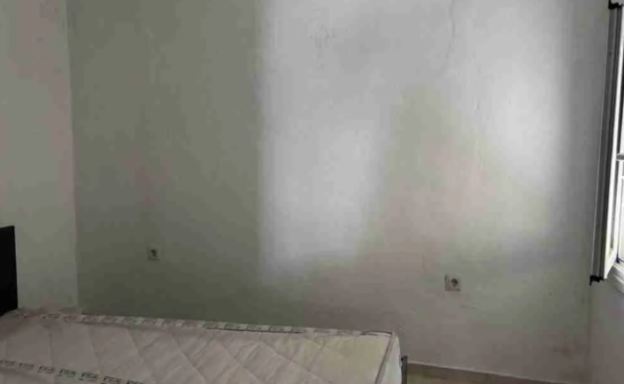 Image No.11-2 Bed House for sale