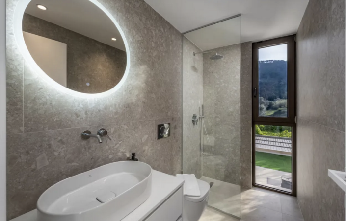 Image No.5-4 Bed Villa for sale