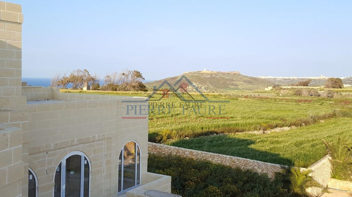 Image No.23-5 Bed Farmhouse for sale