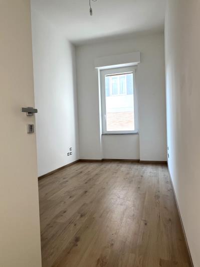 Image No.18-Appartement de 4 chambres à vendre