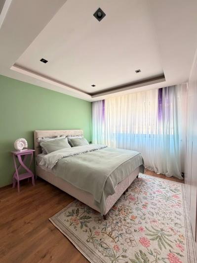 Image No.12-2 Bed Apartment for sale