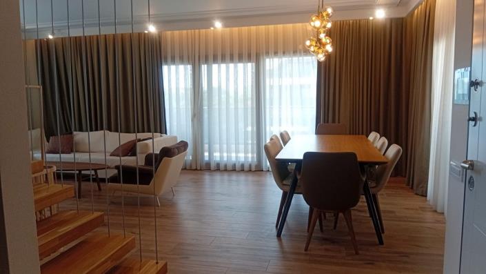 Image No.10-3 Bed Apartment for sale