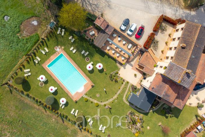 Image No.42-16 Bed Hotel for sale