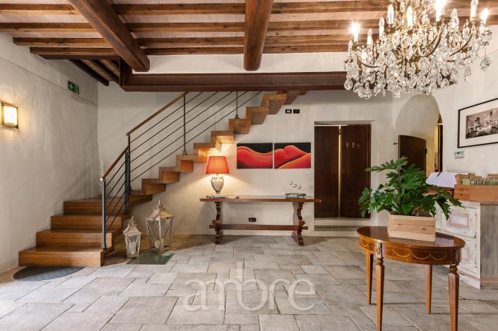 Image No.5-16 Bed Hotel for sale
