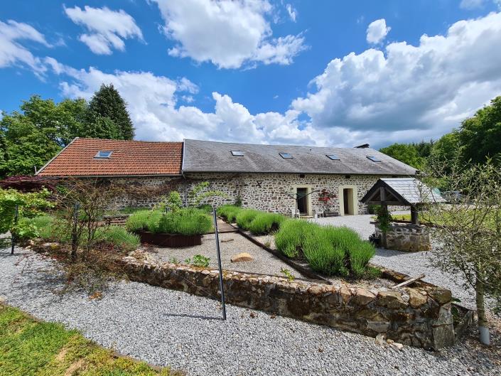 Image No.25-4 Bed House for sale