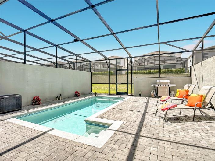 Image No.36-5 Bed Townhouse for sale