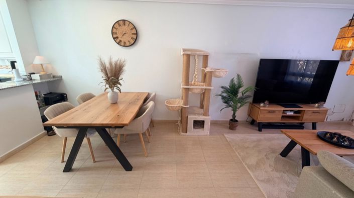 Image No.4-Propriété de 2 chambres à vendre