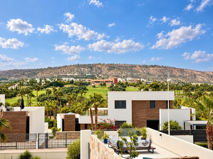 Image No.3-3 Bed Villa for sale