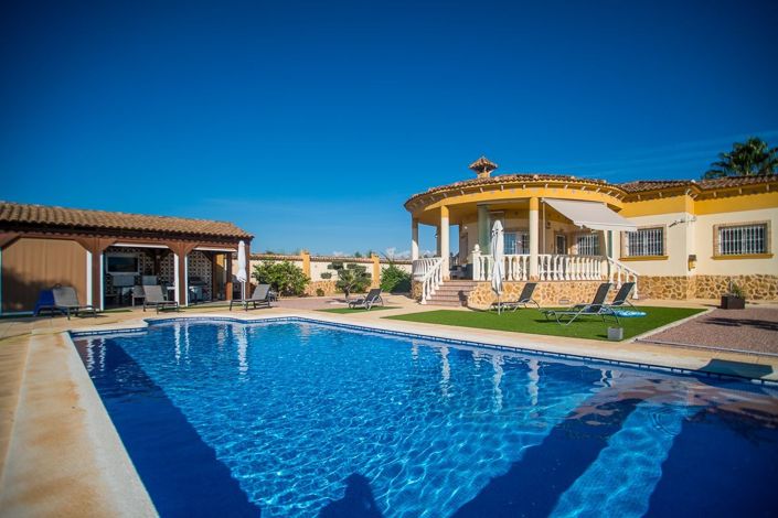 Image No.6-4 Bed Villa for sale