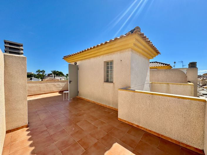 Image No.28-3 Bed Duplex for sale