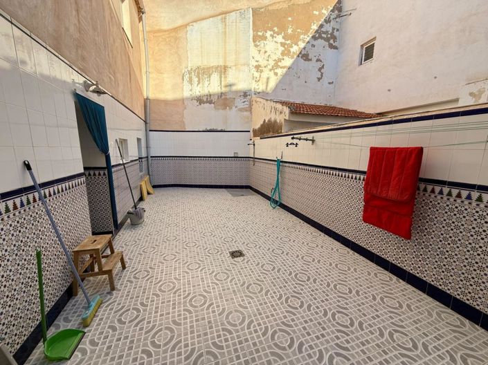 Image No.11-4 Bed Apartment for sale