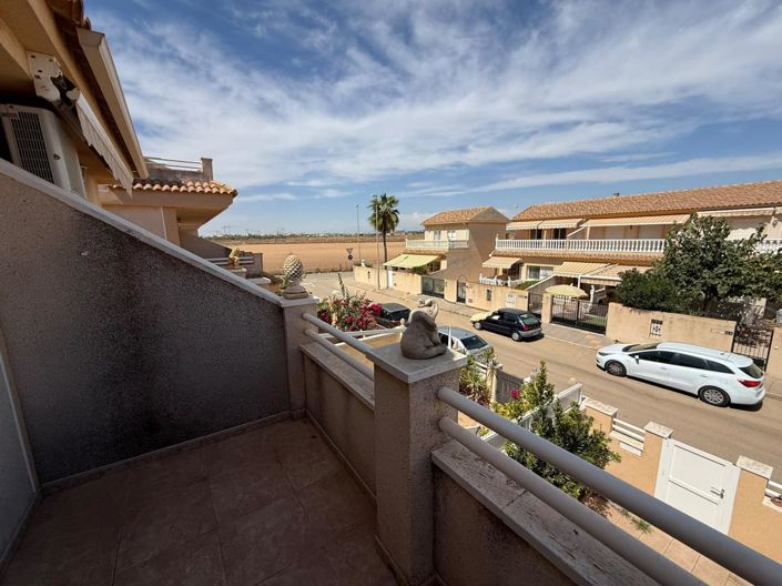 Image No.20-3 Bed Townhouse for sale