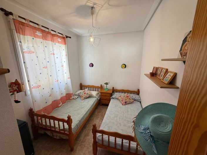 Image No.9-3 Bed Townhouse for sale