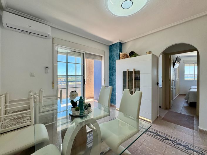 Image No.25-2 Bed Apartment for sale