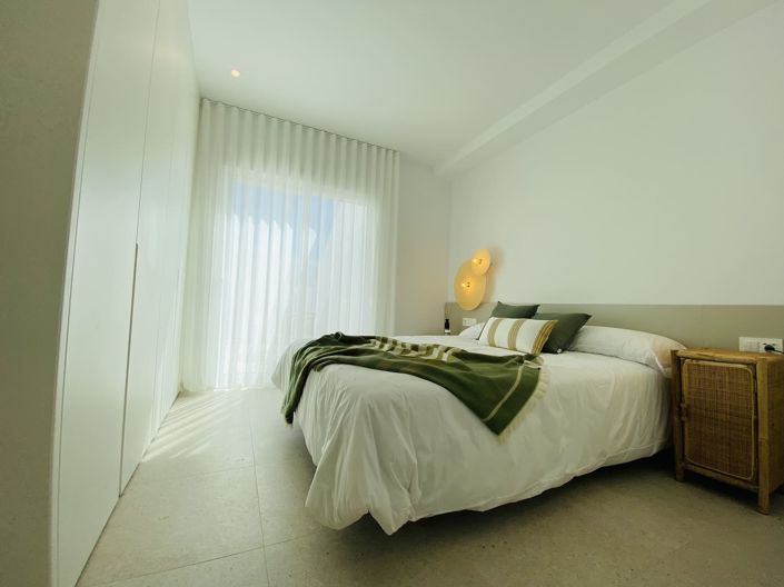 Image No.18-2 Bed Bungalow for sale