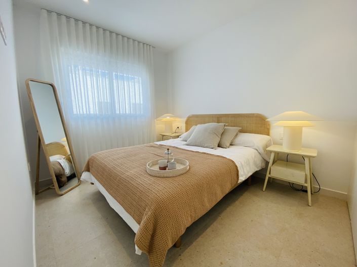 Image No.40-2 Bed Bungalow for sale