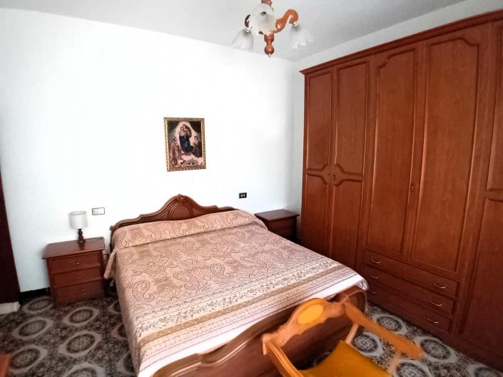 Image No.13-3 Bed Villa / Detached for sale