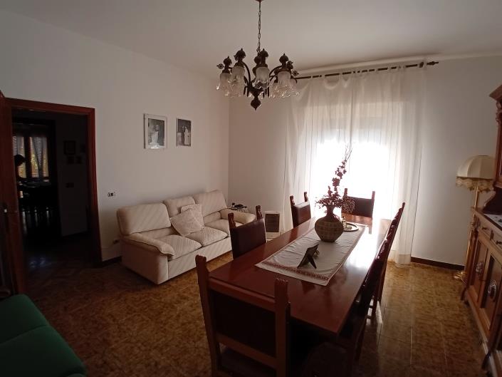 Image No.25-3 Bed Villa / Detached for sale