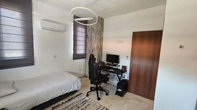 3 Bedroom Apartment in Center of Apostolou Andreas , Limassol