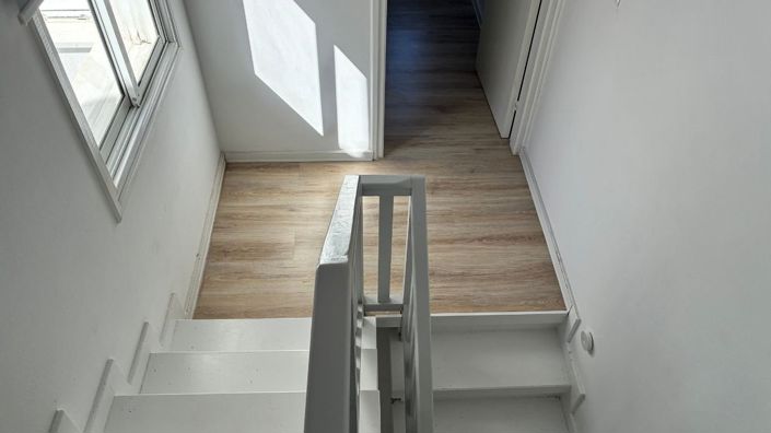 Image No.13-3 Bed Townhouse for sale