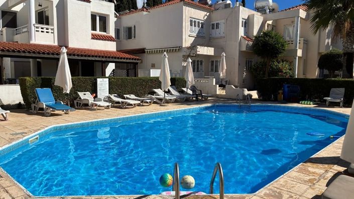 Image No.19-3 Bed Townhouse for sale