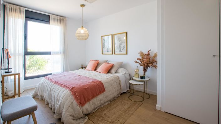 Image No.16-2 Bed Apartment for sale