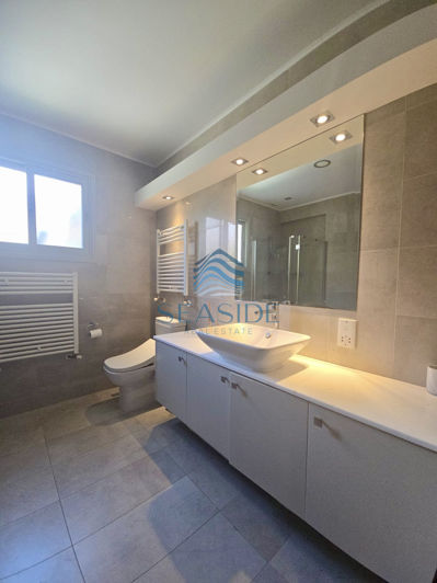 Image No.15-5 Bed Villa for sale