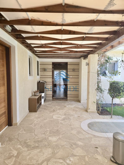 Image No.27-5 Bed Villa for sale