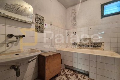 kuca-prizemnica-za-renovaciju-u-jadrtovcu-96-m_14