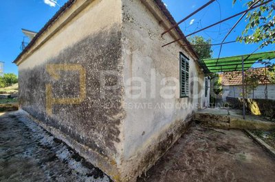 kuca-prizemnica-za-renovaciju-u-jadrtovcu-96-m_4