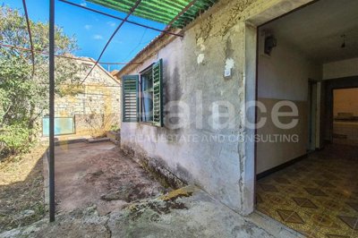 kuca-prizemnica-za-renovaciju-u-jadrtovcu-96-m_5