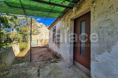 kuca-prizemnica-za-renovaciju-u-jadrtovcu-96-m_7