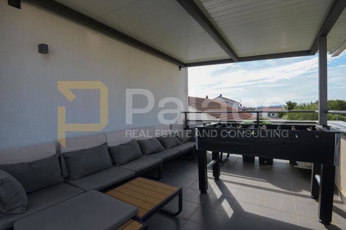 Image No.28-3 Bed House for sale