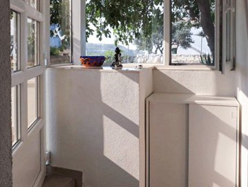 prostrani-studio-apartman-39m2-u-primostenu-sa-terasom-i_4