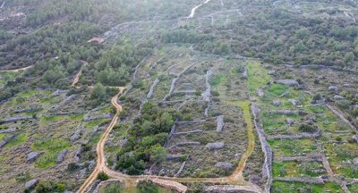 izuzetno-zemljiste-s-uvjetima-gradnje-10560-m-hvar-gdinj_2