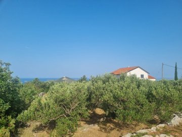 gradjevinsko-zemljiste-nedaleko-primostena-1460-m2_2